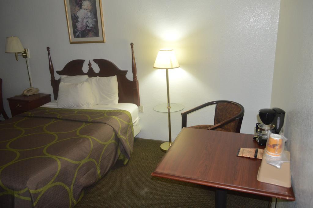 American Elite Inn Hazard Экстерьер фото