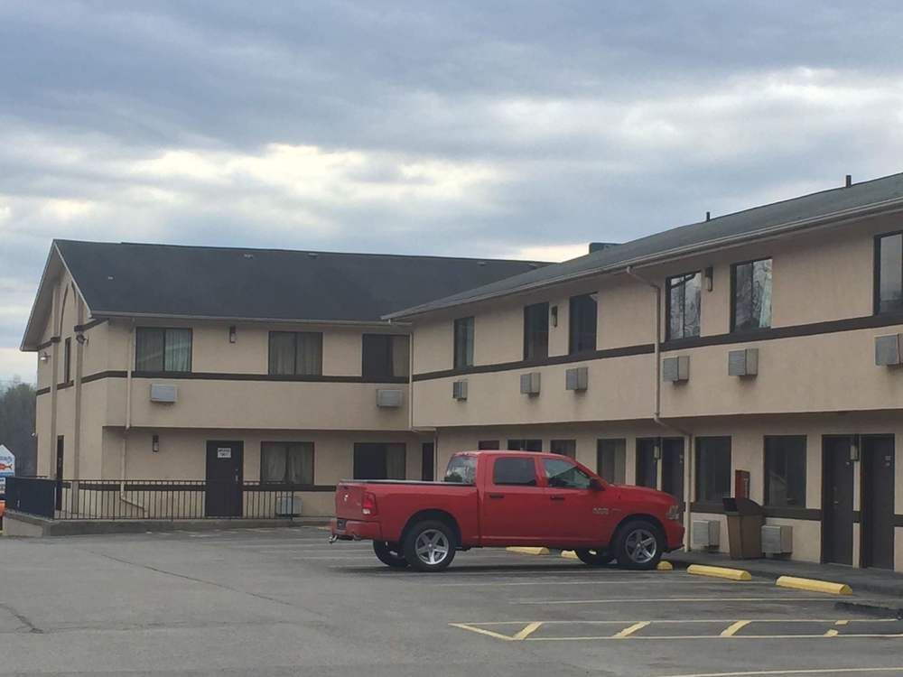 American Elite Inn Hazard Экстерьер фото